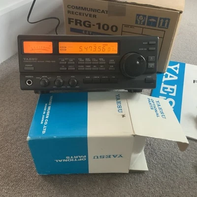 Yaesu FRG-100 HF General coverage receiver with two options - Image 1 of 4