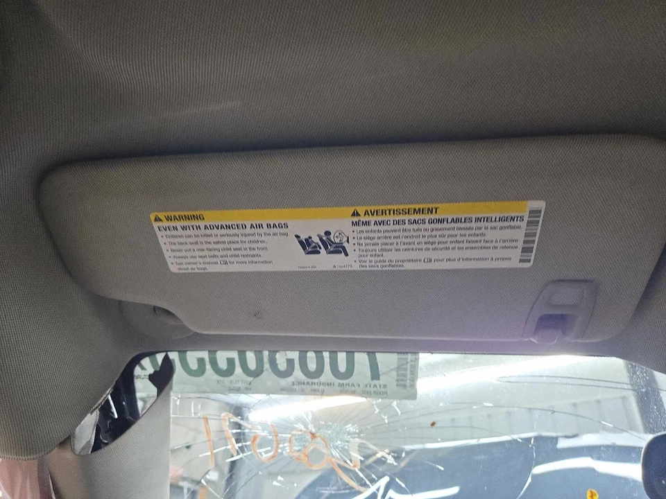 Used Left Sun Visor fits: 2014 Chevrolet Malibu Left Grade A Foto 1 de 4