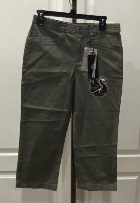 Gloria Vanderbilt Stretch Green Capris Size 6 New With Tags - Image 1 of 4