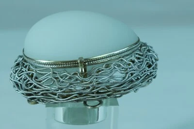Ancien  rare petit coffret / boite à bijoux 19ème oeuf sur nid en opaline - Photo 1/4