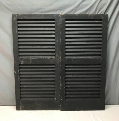 Par de persianas con persianas de madera para ventana de casa de colección 19x40 negro en mal estado antiguo 873-25B Foto 1 de 4
