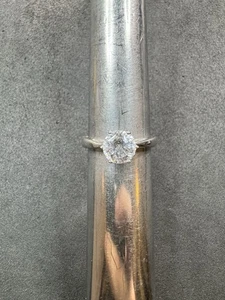 Anello in argento sterling 925 con zirconi misura 10,25 da 4,5 g lotto gioielli Z - Foto 1 di 10