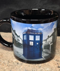 BBC Doctor Who Cup #1826 ~ Disappearing Tardis ~ Unemployed Philosophers Guild - Bild 1 von 6