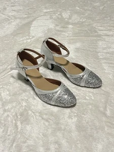 Uonpie Women's Latin Dance Heels Sequin Closed Toe Silver Ballroom Size 7 Unused - Picture 1 of 8