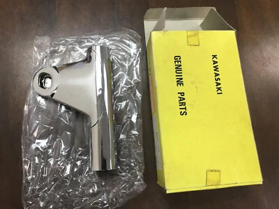 Nuevo de Lote Antiguo Cubierta de Horquilla LH Soporte de Faro Kawasaki Z1 KZ900 KZ1000 44033-072 Foto 1 de 4