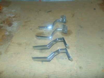1988-1991 FORD CROWN VIC MERCURY GRAND MARQUIS LEFT&RIGHT INTEROR DOOR HANDLES - Image 1 of 2
