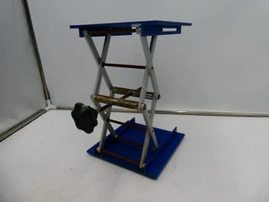 🍀 NICE HEAVY DUTY! VWR Aluminum Manual Lift Scissor Lab Jack Platform 8" x 8" - Picture 1 of 7