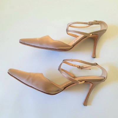 Manolo Blahnik 38 Pointed Heels Satin Wrap Ankle Buckle Pointed Toe Strappy 1005 - Image 1 of 4