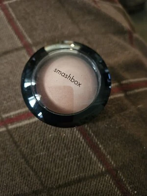 SMASHBOX Guava Satin Blush & Loose Shimmer and Brush-NEW - Image 1 of 4