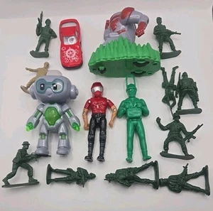 Surprise Toy Lot Random Mixed Figures & Characters Gift Bag Toys - Imagen 1 de 2