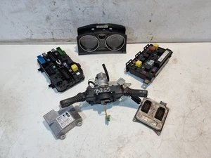 Vauxhall Astra H ECU Kit Speedo BCM Fuse Box SRS Ignition Switch Key 010 MK5 OEM - Picture 1 of 24