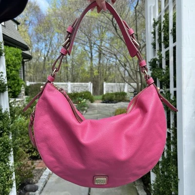 Bolso de Hombro Grande Dooney & Bourke Luna Slouchy Media Luna Cuero Guijarro Dorado Foto 1 de 4