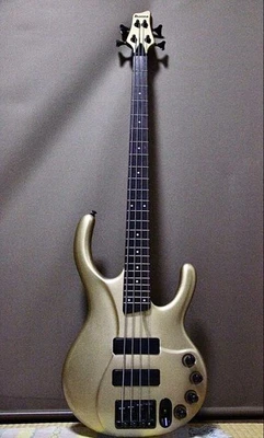 Ibanez EDC-700 / Electric Bass Guitar w/ Gig Bag - Image 1 of 4