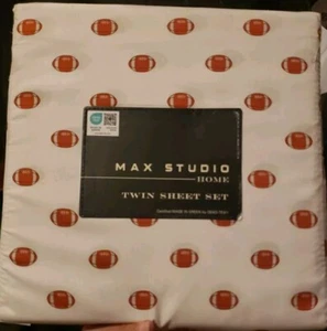 Max Studio Home FOOTBALL Print TWIN Size Sheet Set OEKO TEX Flat/Fitted/Pillowca - Picture 1 of 2