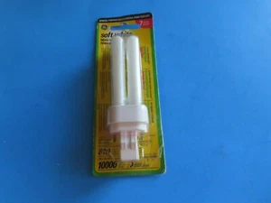 GE Soft White 13W Compact Florescent Para TODO USO Bulb; NIP - Picture 1 of 2
