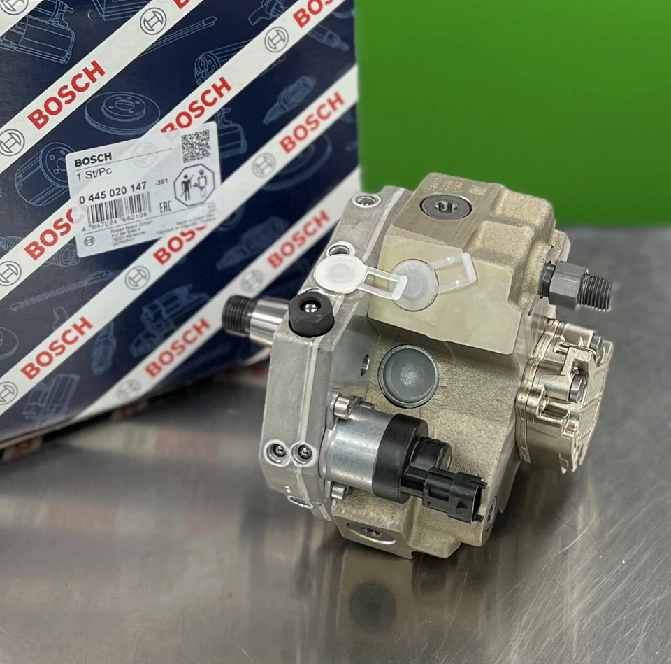 Bomba de inyección de combustible bosch nueva para Dodge Ram Cummins 2003-2007 5,9 L 5104877AA Foto 1 de 4