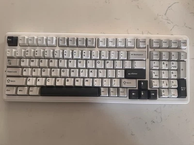 AULA F90 Mechanical Keyboard  - Image 1 of 4