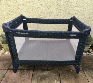 Mothercare Pack n Play Reisebett & Laufstall - Tragbares Baby Reisebett mit Tasche - Bild 1 von 22