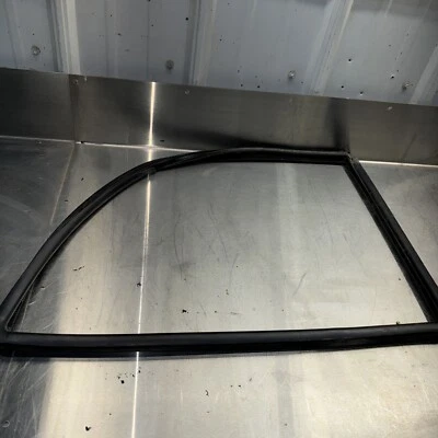 1997-2001 Jeep Cherokee XJ Rear Driver Left Window Glass Seal Foto 1 de 4