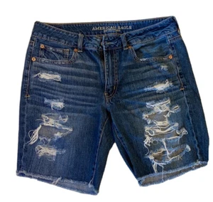 American Eagle Distressed Shorts Size 6 darkwash - Picture 1 of 5
