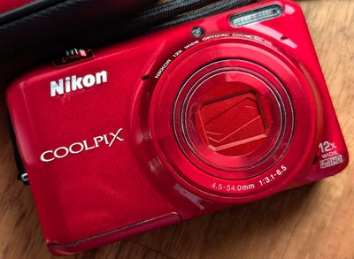 N MINT Nikon COOLPIX S6500 16.0MP Digital Camera 16MP 12X Zoom English Japan Red - Image 1 of 4
