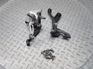 Lote de clavijas delanteras traseras izquierda Kawasaki Ninja 400 EX400 2019 18-23 LEER NOTAS - Imagen 1 de 11