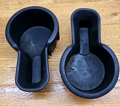 00-04 NISSAN XTERRA FRONTIER CENTER CONSOLE DRINK RUBBER CUP HOLDER INSERT SET - Image 1 of 2