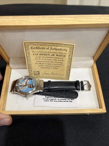 CAL RIPKEN JR THE IRON MAN 2131 CONSECUTIVE GAMES WRISTWATCH /2131 Orioles NIB Cover