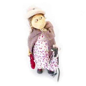 Cloth Art Doll Pattern "Maisie and Meredith Mouse" by Jill Maas - Picture 1 of 2