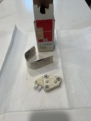 Nuevo de Lote Antiguo GM 1116387 1969-1979 Chevrolet Corvette Regulador de Voltaje D668 OEM Foto 1 de 4