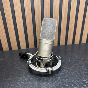Audio Technica AT 4047 SV Large Diaphram cardioid condenser microphone xlr - Picture 1 of 9