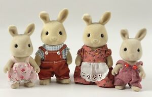 Sylvanian Families Calico Critters Butterglove Ivory Rabbit Family