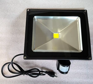 50W Motion Sensor Outdoor Light LED Flood Light 6000K Plug In Light - Picture 1 of 5