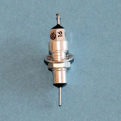 Filtro EMI Spectrum Control 1216-001 10Amp Feedthrough .05uF 60dB @ 10MHz Foto 1 de 3