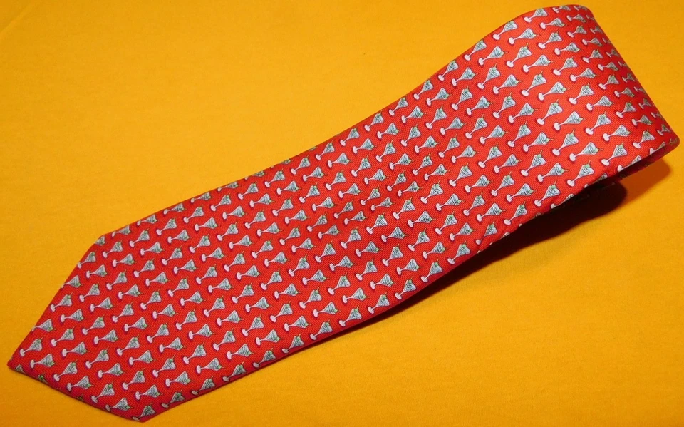 CORBATA CON MOTIVO DE CÓCTEL ROJO/AZUL VINEYARD VINES HECHA EN EE. UU. - CORBATAS DE DISEÑADOR. Foto 1 de 3