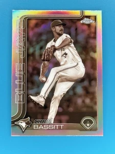 2025 Topps Chrome #184 Chris Bassitt Sepia Refractor Toronto Blue Jays - Picture 1 of 2