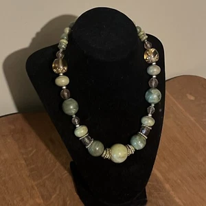 Vintage Shades Of Green Large Bead Necklace- 12-18 - Picture 1 of 5
