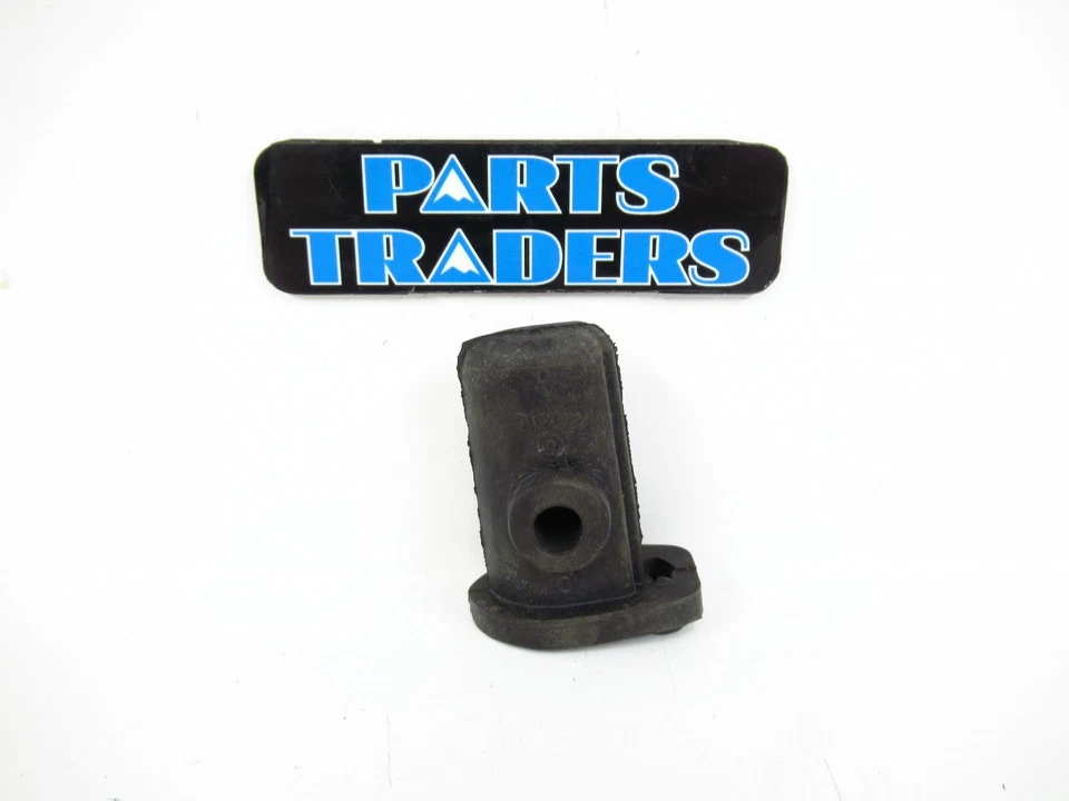 Оригинальная резиновая установка заднего указателя поворота Honda CB750F CB750K CB750L GL1100 из старых запасов - Изображение 1 из 1