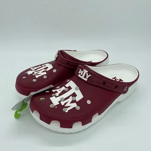 Crocs Texas A&M Aggies NCAA Classic Clogs Slip On Maroon White Logo Size 9 Mens - Picture 1 of 6