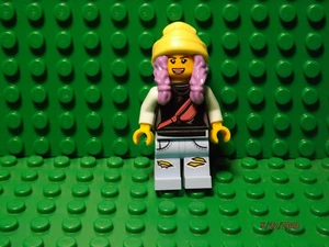 Lego NEW Parker L Jackson Minifig from 70420 (double sided face) - Picture 1 of 3