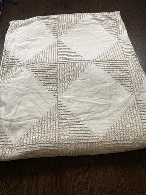 [ Full Queen ] Duvet Cover for Hotel Collection Diamond Embroidered D94 - Image 1 of 4