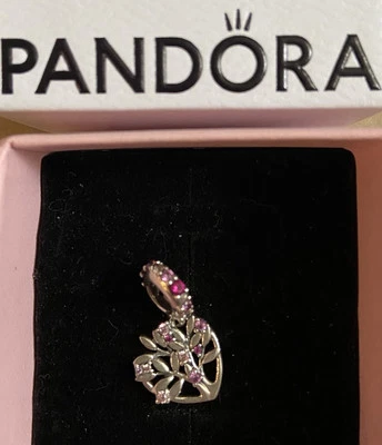 Auténtico Dije Pandora, Corazón Árbol Familiar Cuelga, #799153C01 Foto 1 de 4
