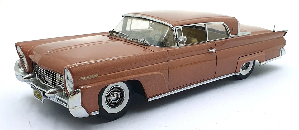 Lincoln Continental Mark III techo rígido Sun Star escala 1/18 diecast 4713 - 1958 Foto 1 de 4
