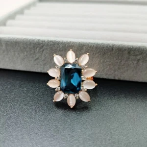 Large Blue Crystal Cocktail Statement Ring Size 8 A1 - Picture 1 of 5