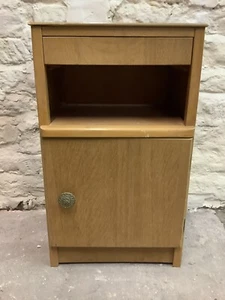 VINTAGE RETRO SMALL CUPBOARD BEDSIDE CABINET WITH DRAWER - Picture 1 of 5