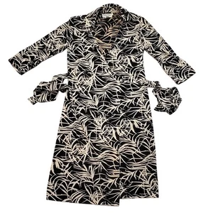 Dani Max Wrap Dress White Palm Abstract Pattern Sz 6M Black White Tropical - Imagen 1 de 7