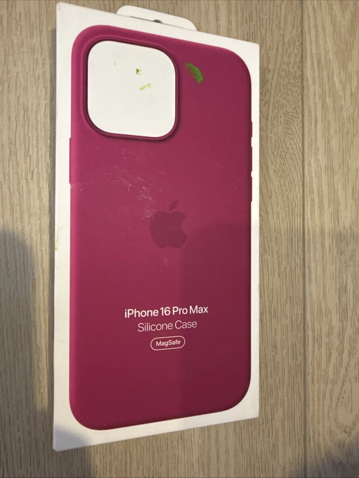 Apple Silicone Case with MagSafe for iPhone 16 Pro Max MYYX3ZM/A - Fuchsia Pink