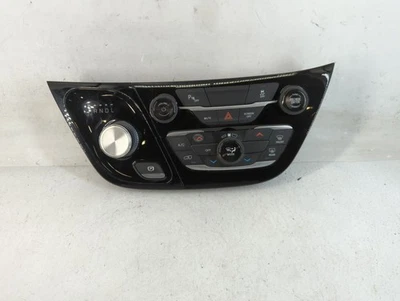 2018-2020 Chrysler Pacifica Ac Heater Climate Control P6ev241x8ab UHAK5 - Image 1 of 4