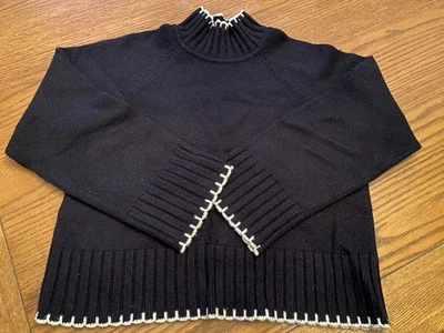 Suéter para mujer Gap CashSoft negro cuello falso con ribete marfil talla pequeña de gran tamaño Foto 1 de 4