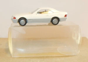 MICRO WIKING HO 1/87 MERCEDES BENZ 300 CE COUPE BLANCHE #14141 IN BOX - Photo 1 sur 6